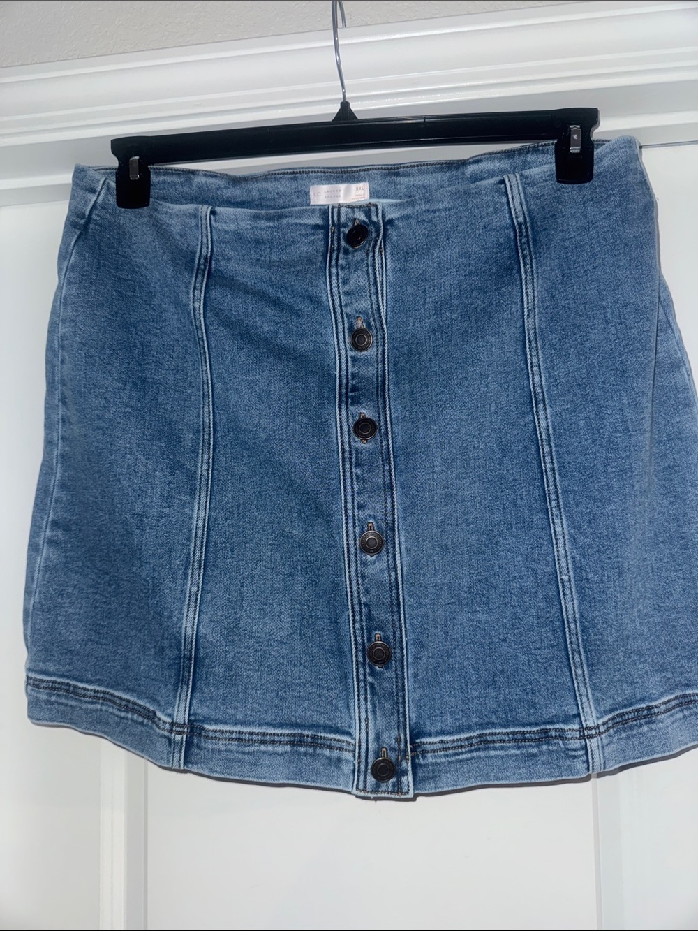 Denim Button-Front Mini Skirt - Blue